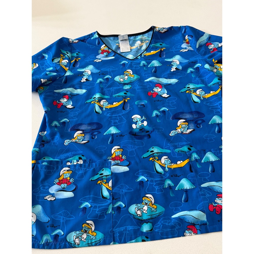 The Smurfs Blue Mushroom Character Print V-Neck Scrub Top TF614 Womens Large